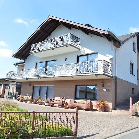 Apartment In Eifel With Children S Playground Lirstal Eksteriør billede