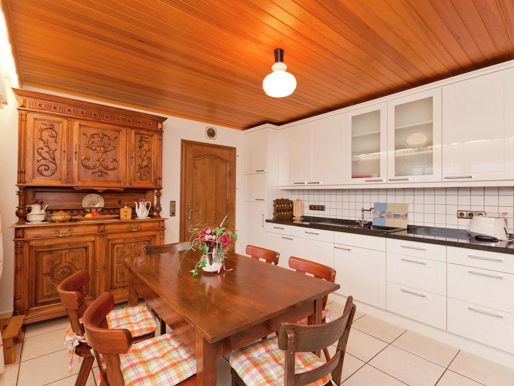Apartment In Eifel With Children S Playground Lirstal Eksteriør billede