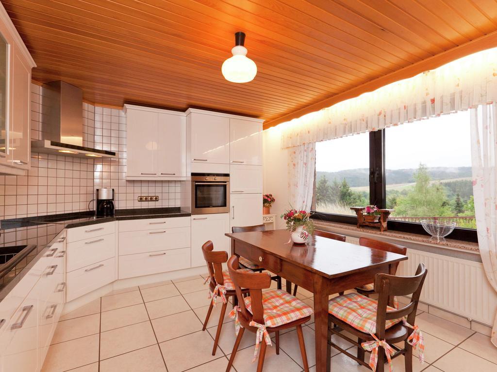Apartment In Eifel With Children S Playground Lirstal Eksteriør billede